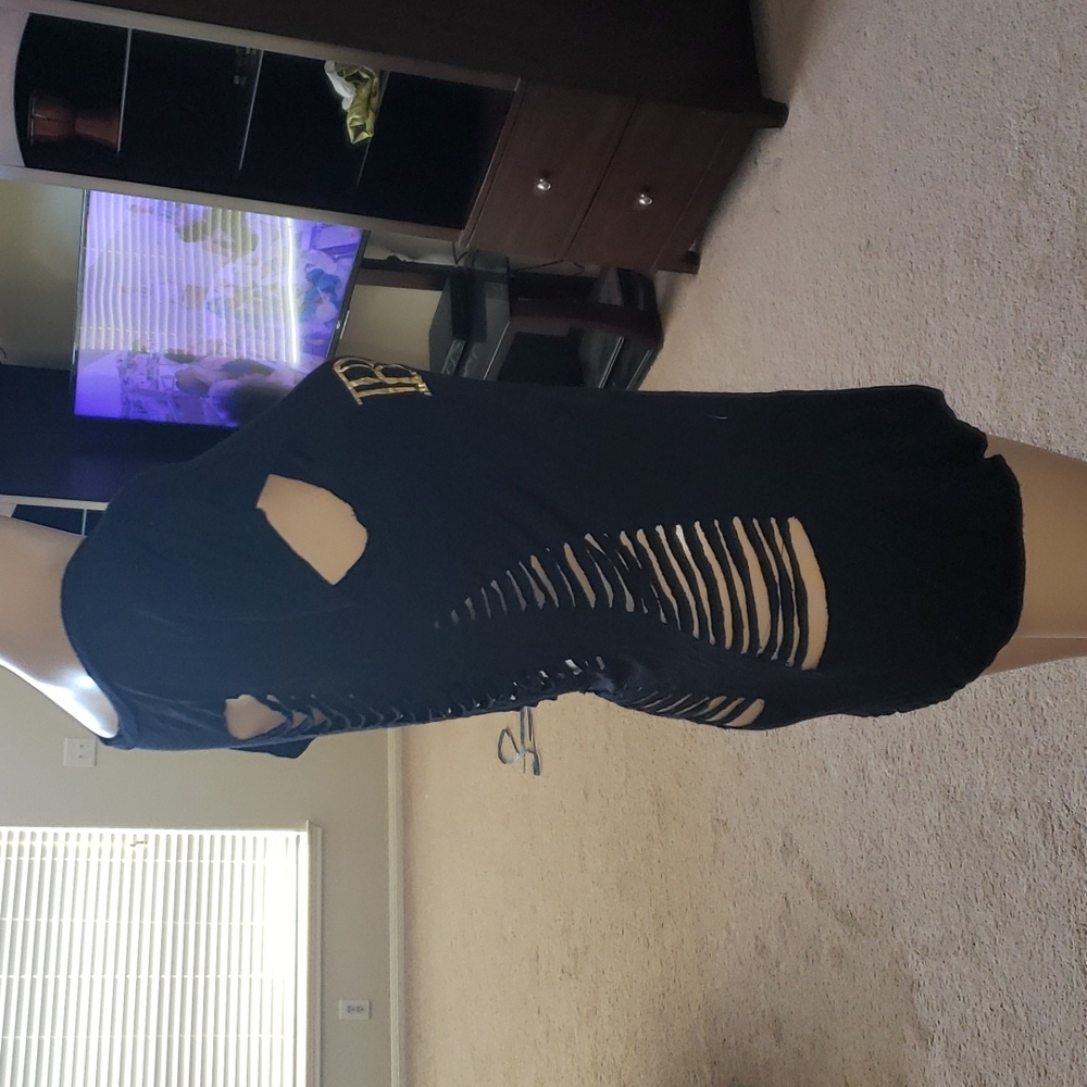 "Ballin Paris" xs cap sleeve back shredded cut outs - Picture 4 of 5